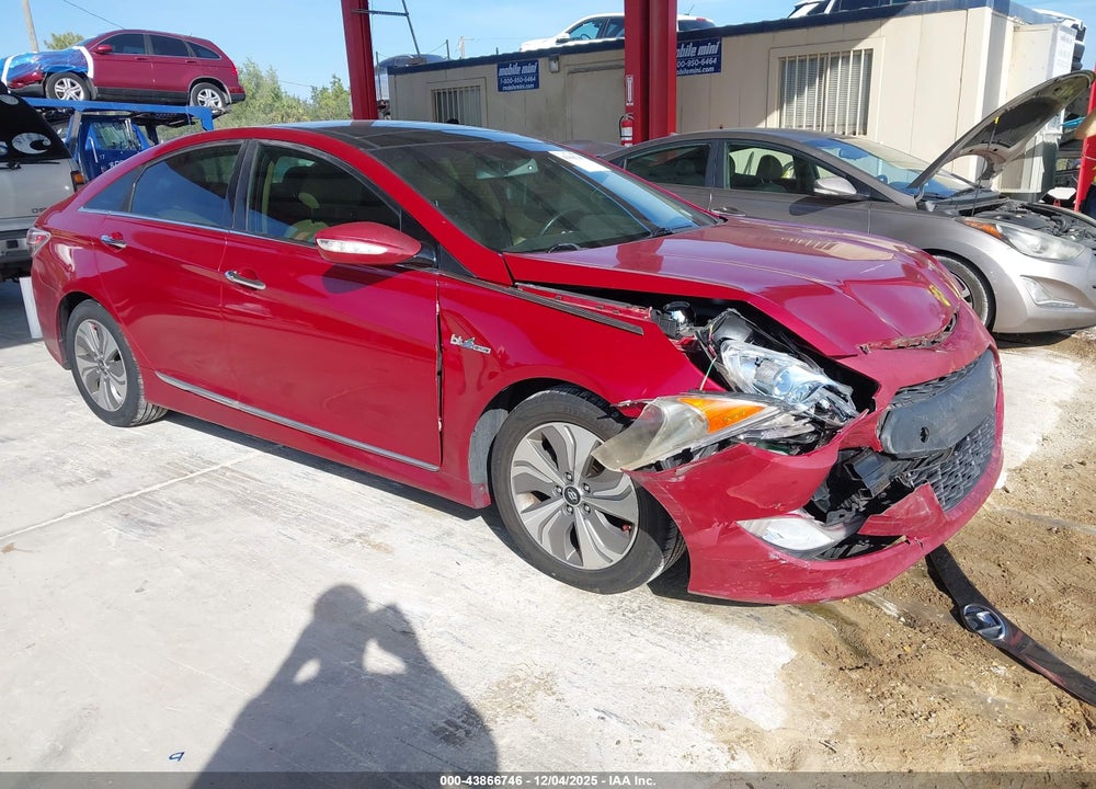 2015 HYUNDAI SONATA HYBRID LIMITED VIN: KMHEC4A42FA135534