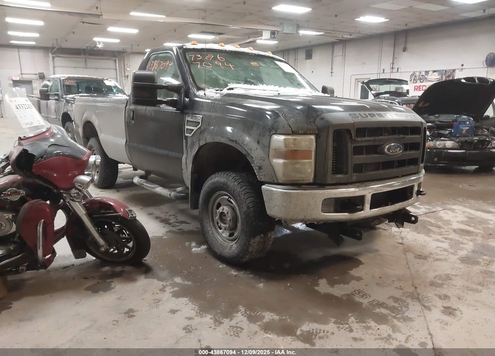 2008 FORD F-250 XL/XLT VIN: 1FTNF215X8EE38341