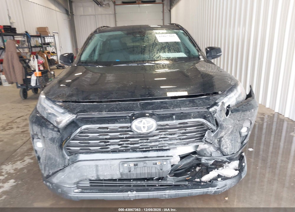 2022 TOYOTA RAV4 XLE PREMIUM VIN: 2T3A1RFV9NC313223