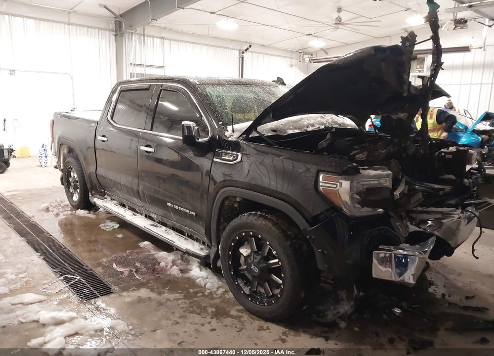 2021 GMC SIERRA 1500 4WD  SHORT BOX SLT VIN: 3GTU9DET0MG335259