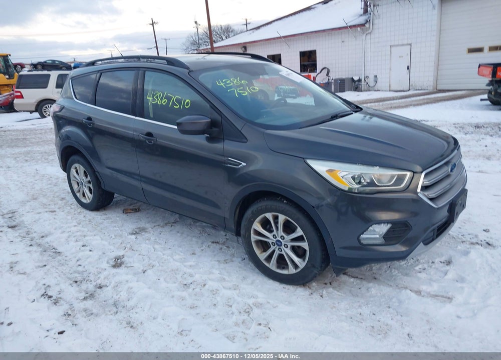 2017 FORD ESCAPE SE VIN: 1FMCU9GD3HUB27517