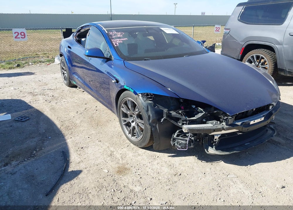 2022 TESLA MODEL S VIN: 5YJSA1E57NF467067