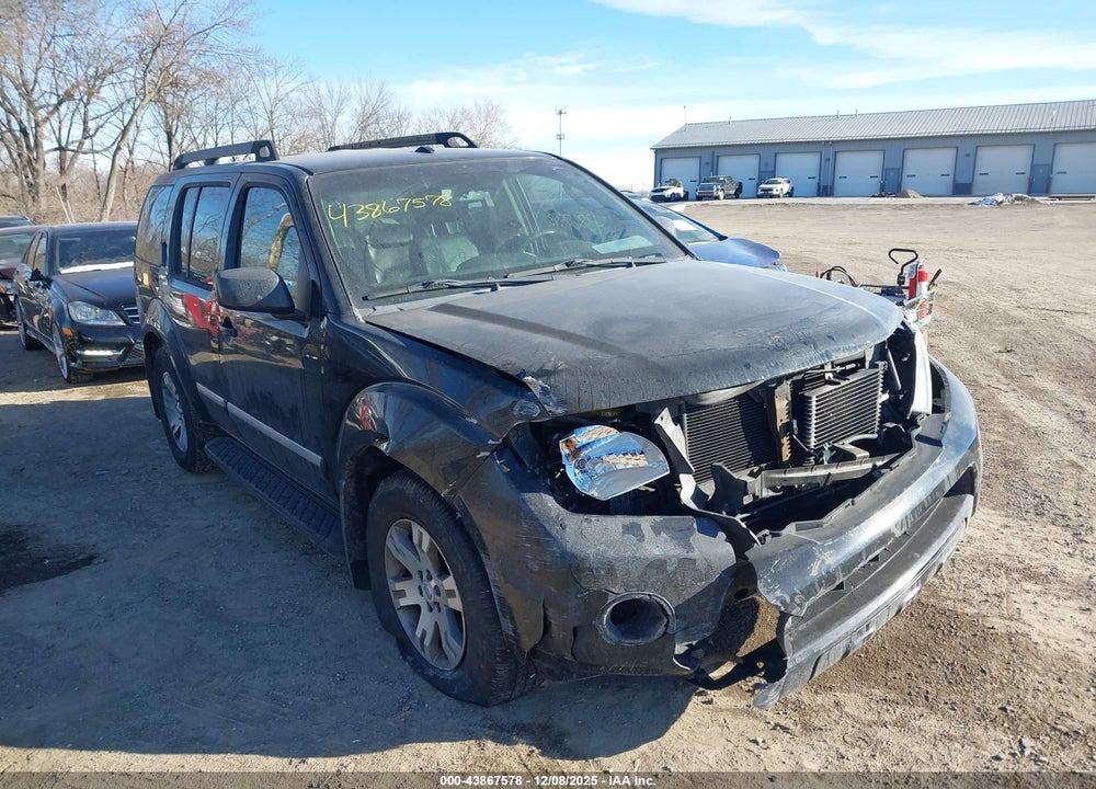 2011 NISSAN PATHFINDER SILVER VIN: 5N1AR1NN7BC607031