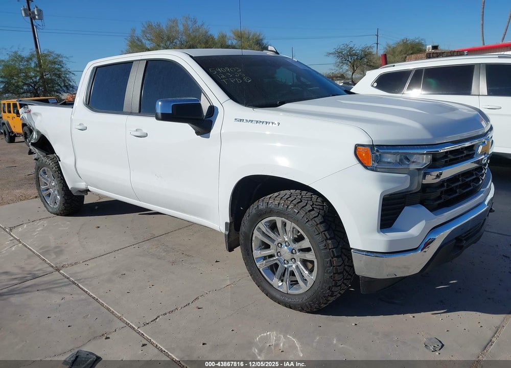 2023 CHEVROLET SILVERADO 1500 4WD  STANDARD BED LT VIN: 2GCUDDED8P1114805