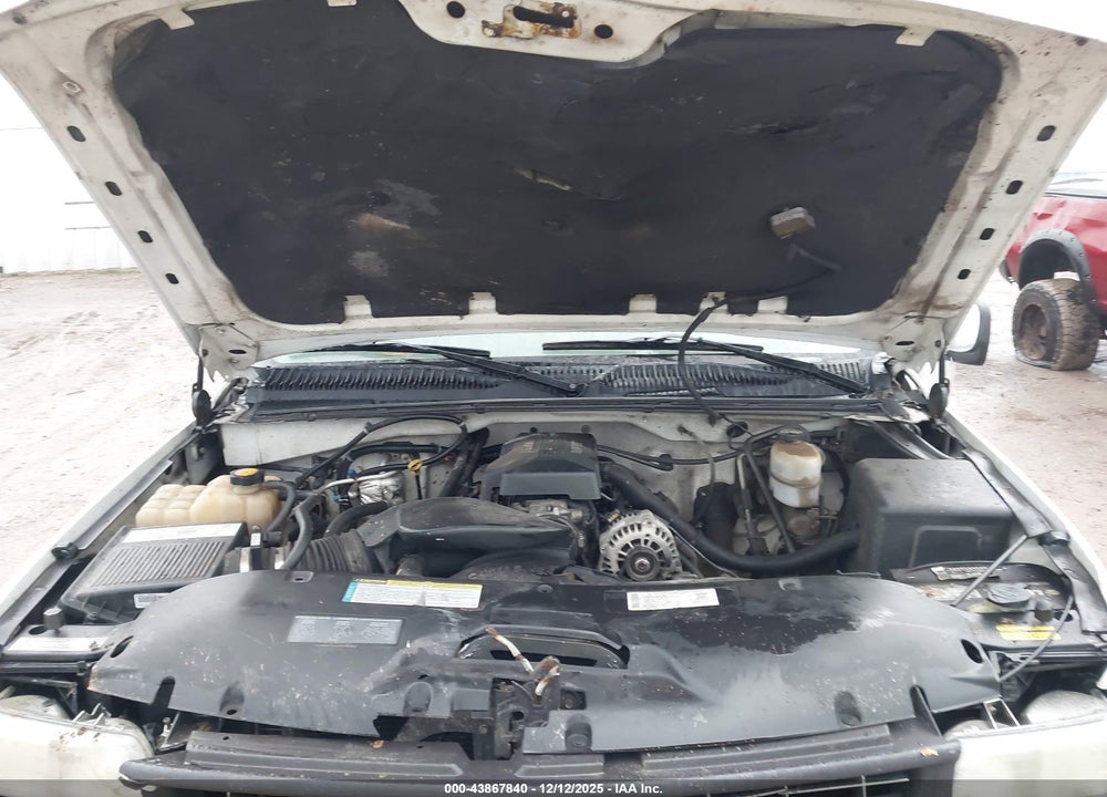 2000 CHEVROLET SILVERADO 2500 LS/LT VIN: 1GCGK29UXYE374804