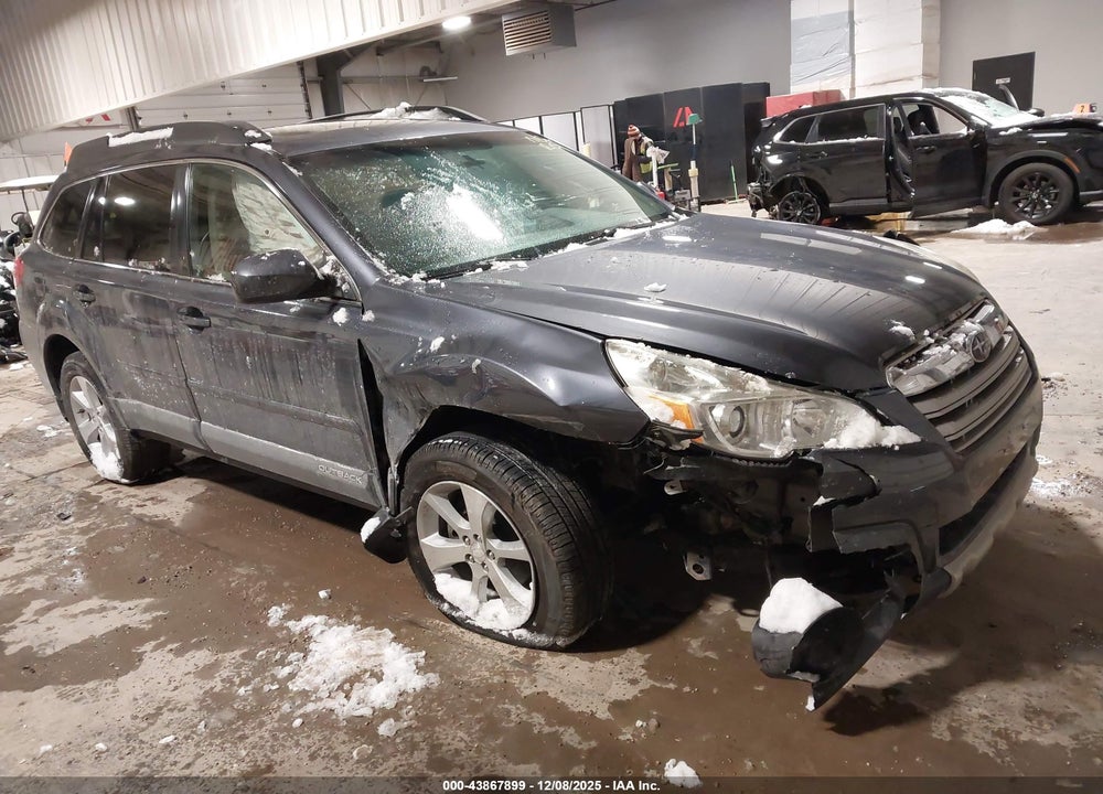 2014 SUBARU OUTBACK 2.5I LIMITED VIN: 4S4BRCLC9E3232717