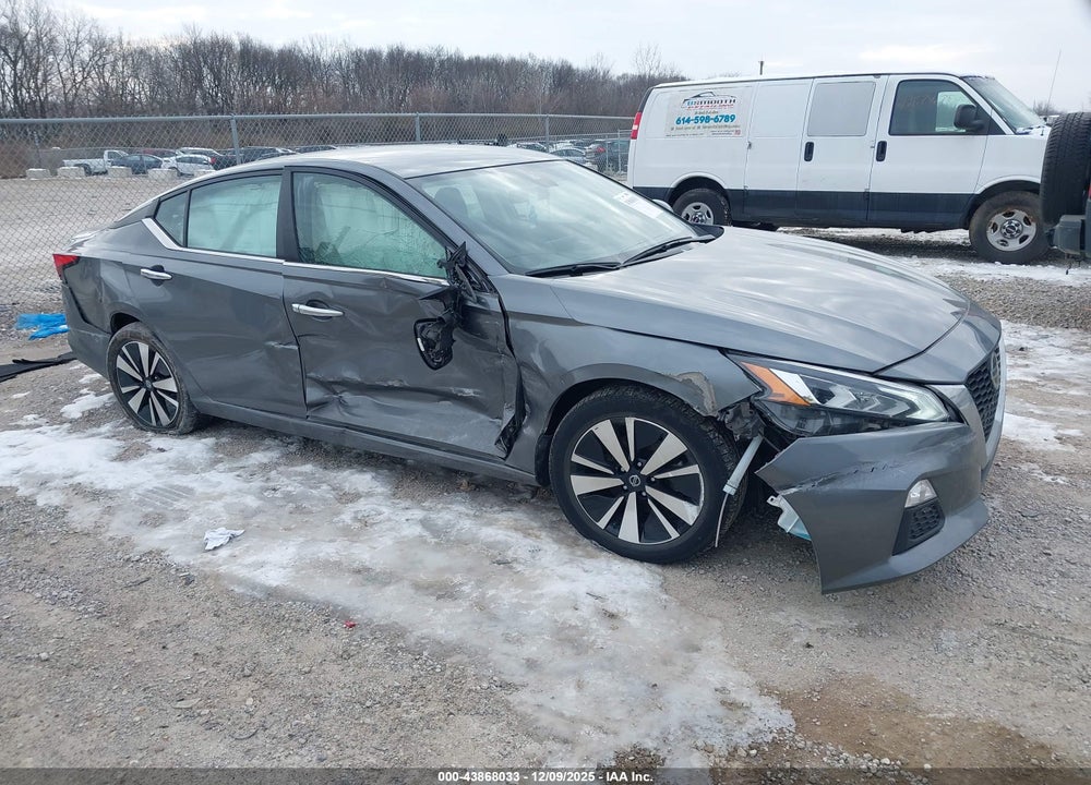 2022 NISSAN ALTIMA SV FWD VIN: 1N4BL4DV2NN327674