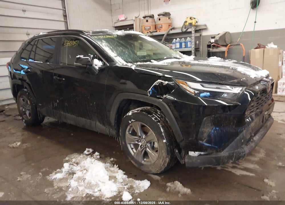 2025 TOYOTA RAV4 HYBRID XLE VIN: JTMRWRFV2SJ080086