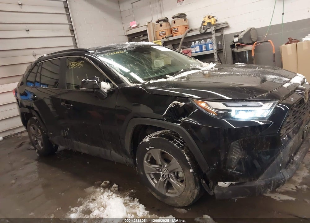 2025 TOYOTA RAV4 HYBRID XLE VIN: JTMRWRFV2SJ080086