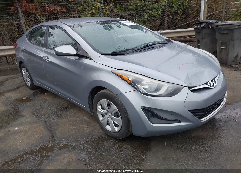 2016 HYUNDAI ELANTRA SE VIN: 5NPDH4AE0GH785368