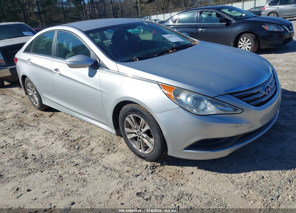 2014 HYUNDAI SONATA GLS VIN: 5NPEB4AC4EH864933