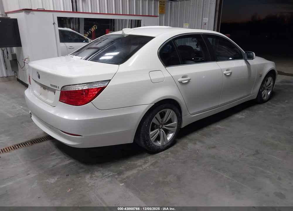 2010 BMW 528I XDRIVE VIN: WBANV1C56AC157615