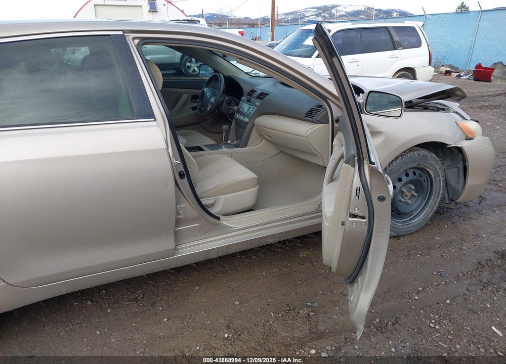 2007 TOYOTA CAMRY LE VIN: 4T1BE46K77U521998