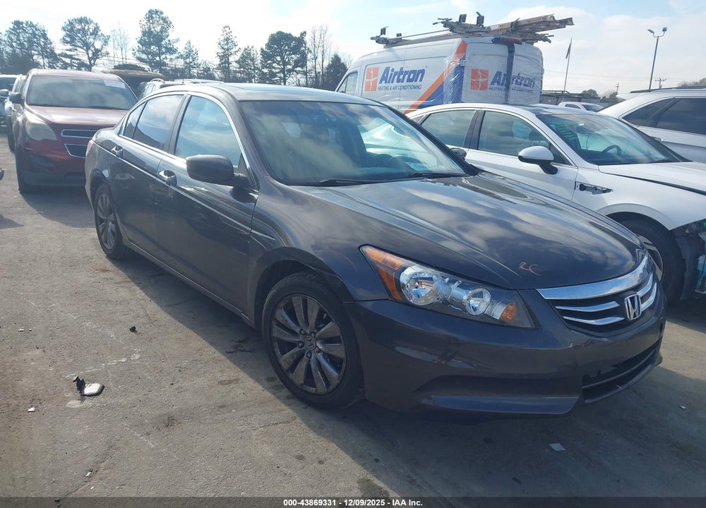 2011 HONDA ACCORD 2.4 EX-L VIN: 1HGCP2F82BA033632