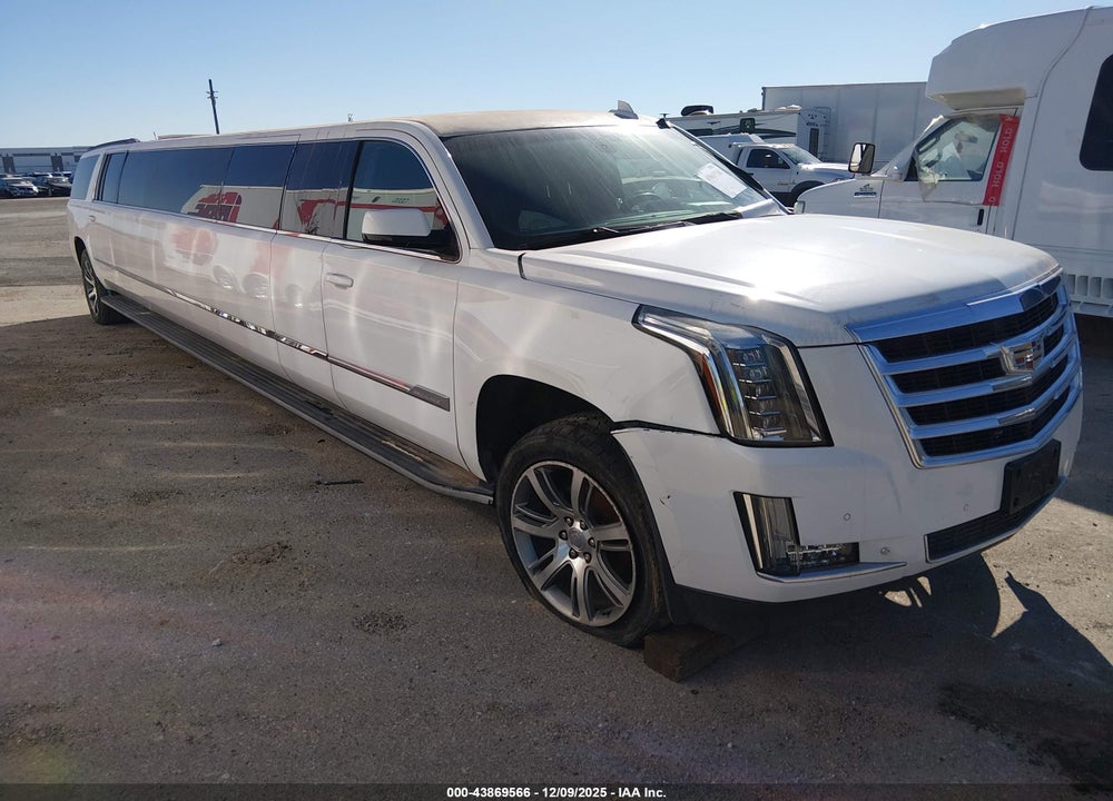 2016 CHEVROLET SUBURBAN LS VIN: 1GNSCGKC6GR395055