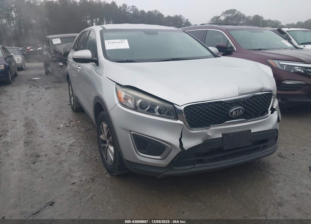 2017 KIA SORENTO 2.4L L VIN: 5XYPG4A39HG263670
