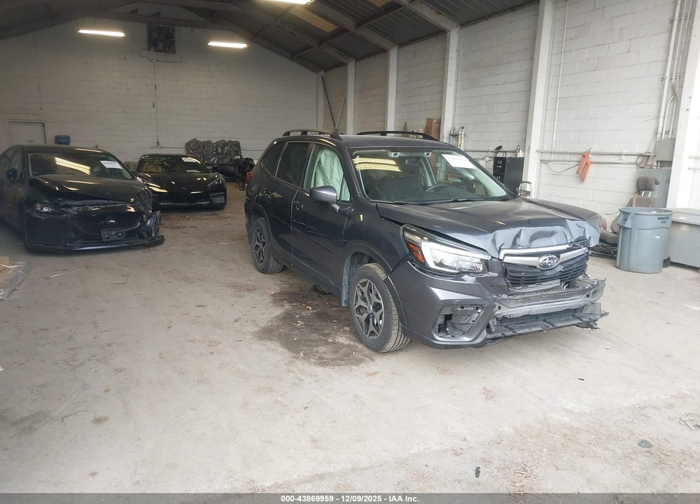 2021 SUBARU FORESTER PREMIUM VIN: JF2SKAFC9MH413358