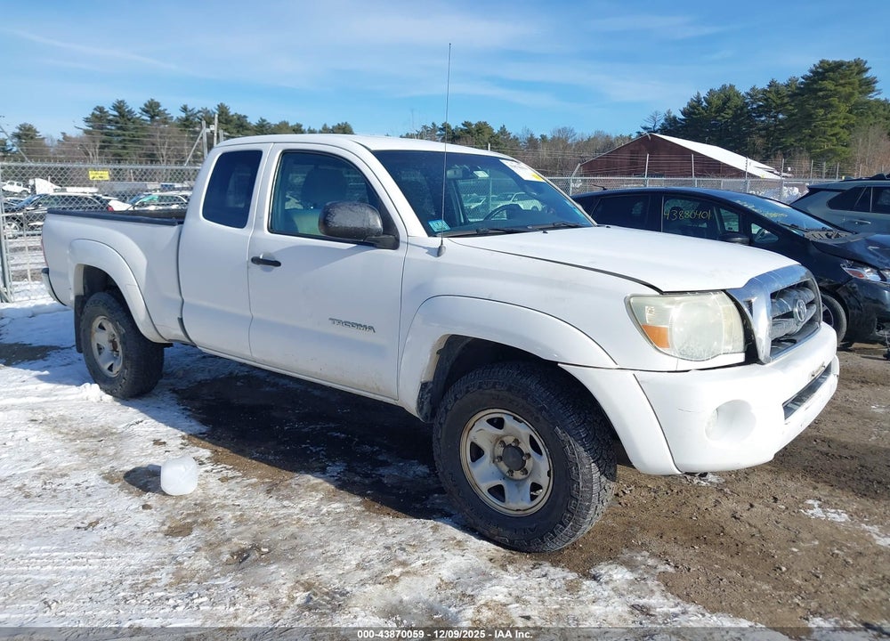 2008 TOYOTA TACOMA BASE V6 VIN: 5TEUU42N88Z489457