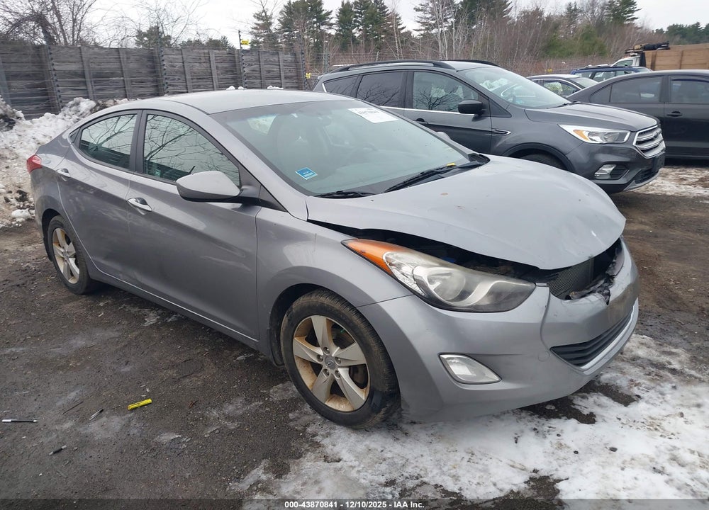 2013 HYUNDAI ELANTRA GLS/LIMITED VIN: KMHDH4AE9DU626877