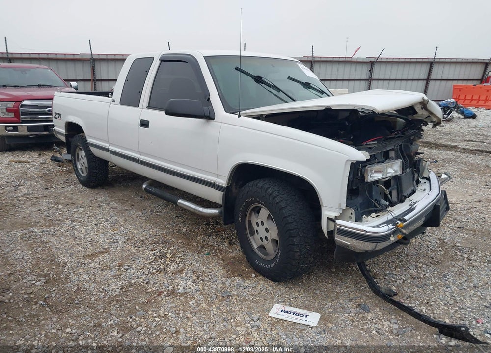 1995 GMC SIERRA K1500 VIN: 2GTEK19K4S1572108