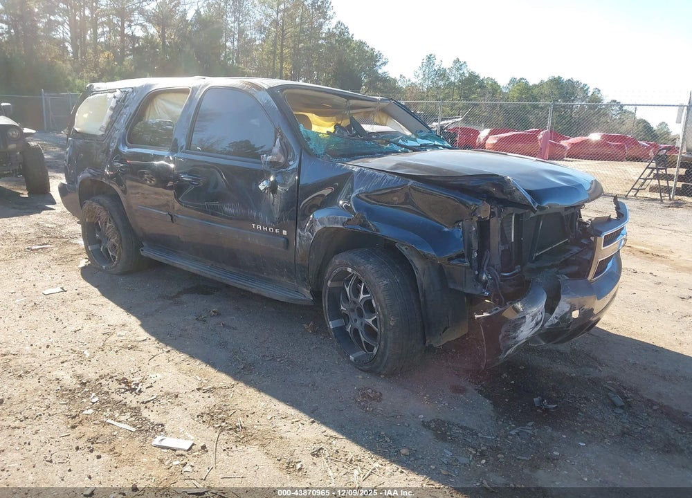 2008 CHEVROLET TAHOE LT VIN: 1GNFC13038R133515