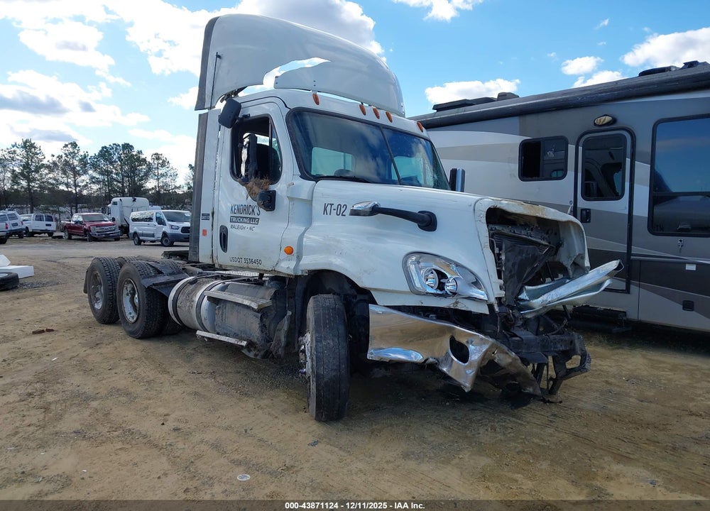 2017 FREIGHTLINER CASCADIA 125 VIN: 3AKJGEDR6HSJB2486