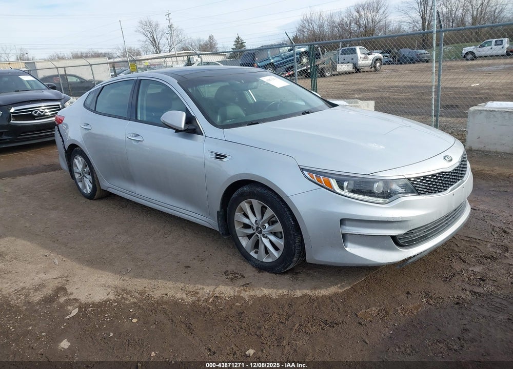 2016 KIA OPTIMA EX VIN: 5XXGU4L36GG057943