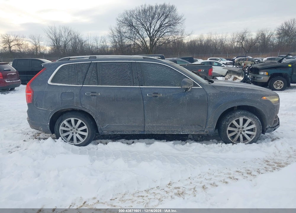 2018 VOLVO XC90 T6 MOMENTUM VIN: YV4A22PK4J1388232