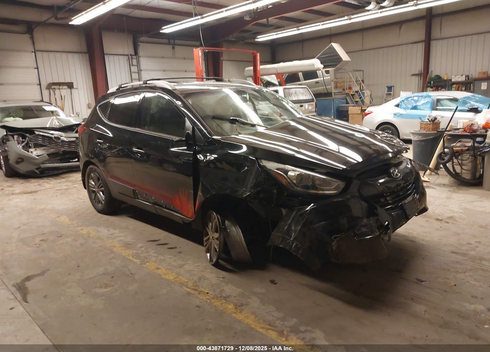2014 HYUNDAI TUCSON WALKING DEAD EDITION VIN: KM8JUCAG4EU936804