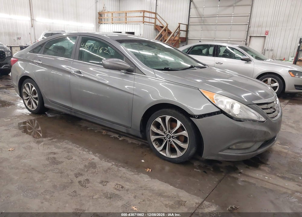 2013 HYUNDAI SONATA SE 2.0T VIN: 5NPEC4ABXDH776438