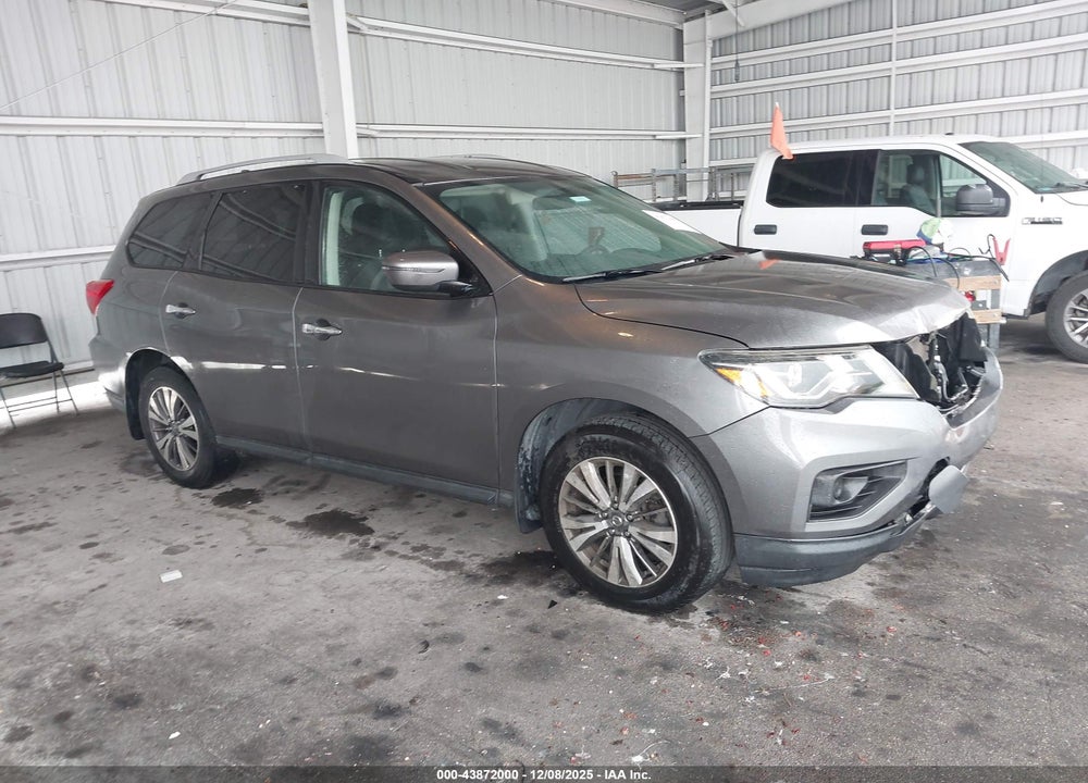 2020 NISSAN PATHFINDER S 2WD VIN: 5N1DR2AN5LC607930