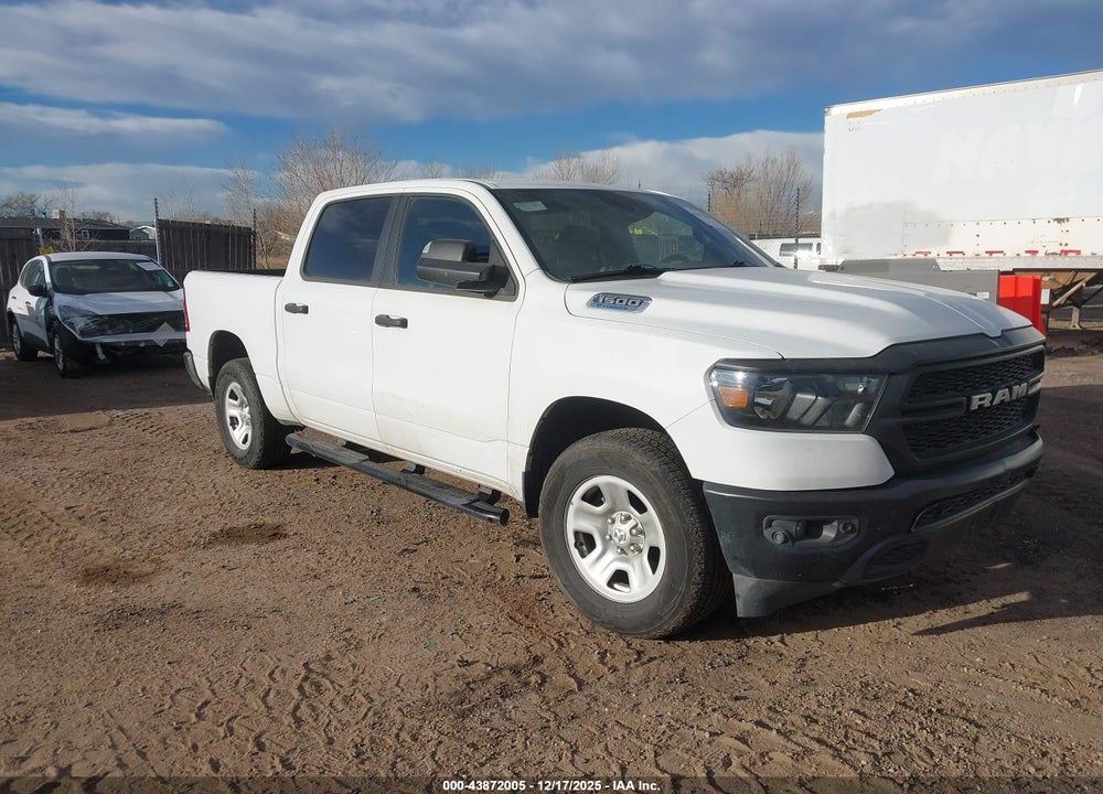 2024 RAM 1500 TRADESMAN  4X4 5'7 BOX VIN: 1C6RRFGG7RN107783