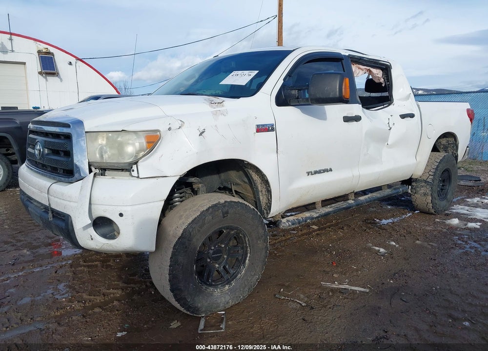 2010 TOYOTA TUNDRA SR5 5.7L V8 VIN: 5TFDY5F17AX148629