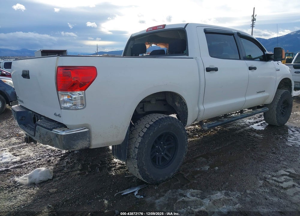 2010 TOYOTA TUNDRA SR5 5.7L V8 VIN: 5TFDY5F17AX148629