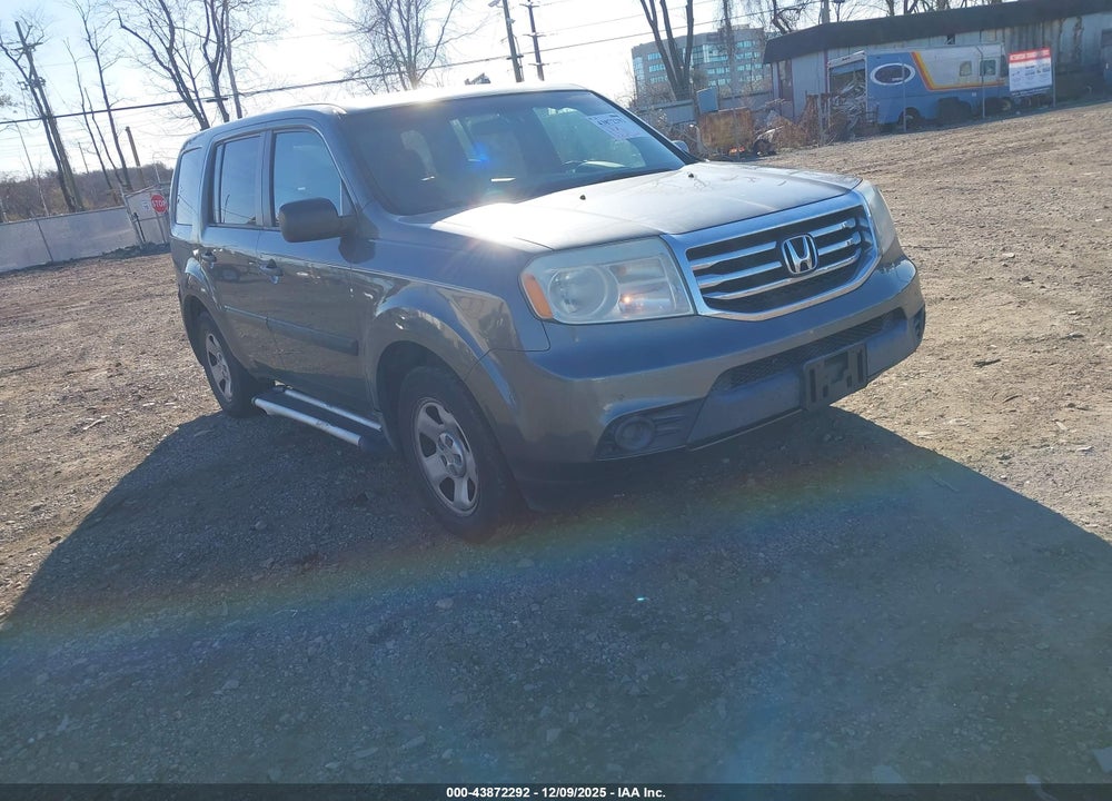 2012 HONDA PILOT LX VIN: 5FNYF4H25CB039493