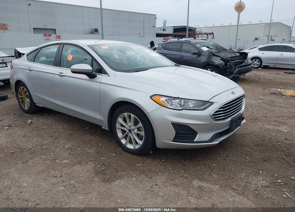 2019 FORD FUSION SE VIN: 3FA6P0HD4KR133138
