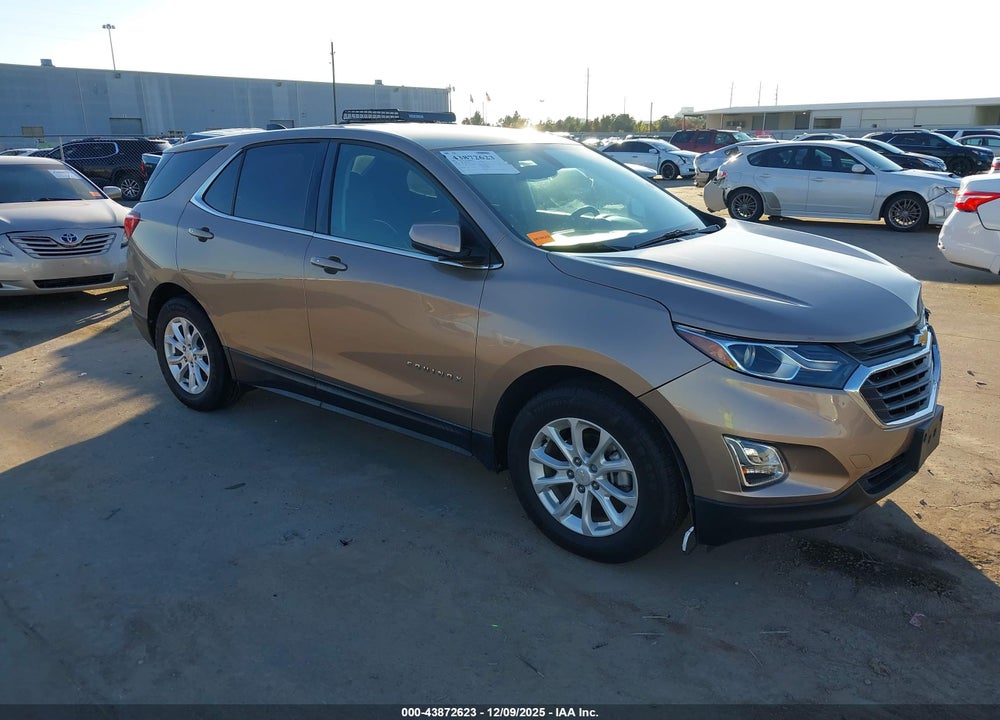 2018 CHEVROLET EQUINOX LT VIN: 2GNAXJEV9J6176040
