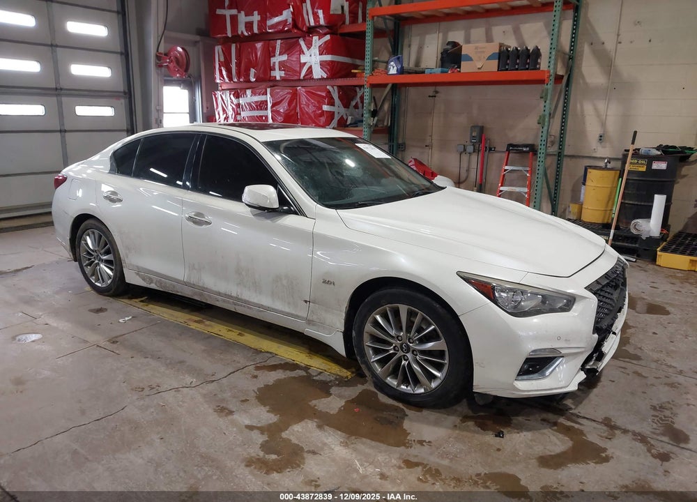 2018 INFINITI Q50 2.0T LUXE VIN: JN1CV7AP4JM240068