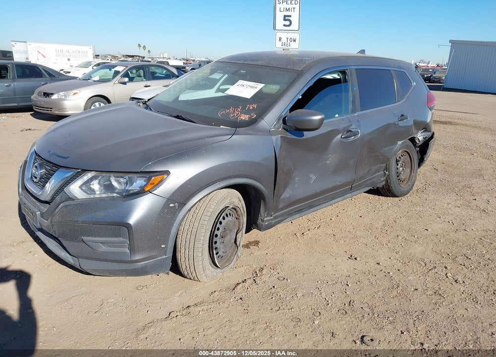 2017 NISSAN ROGUE S VIN: JN8AT2MT5HW382177