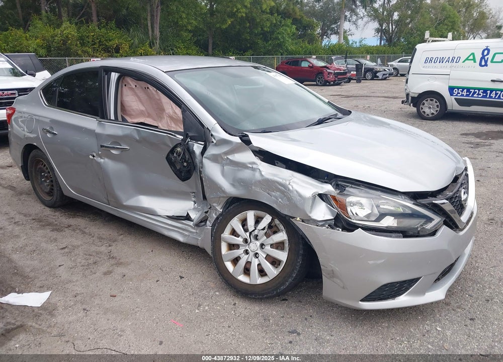 2016 NISSAN SENTRA S VIN: 3N1AB7AP7GY298312