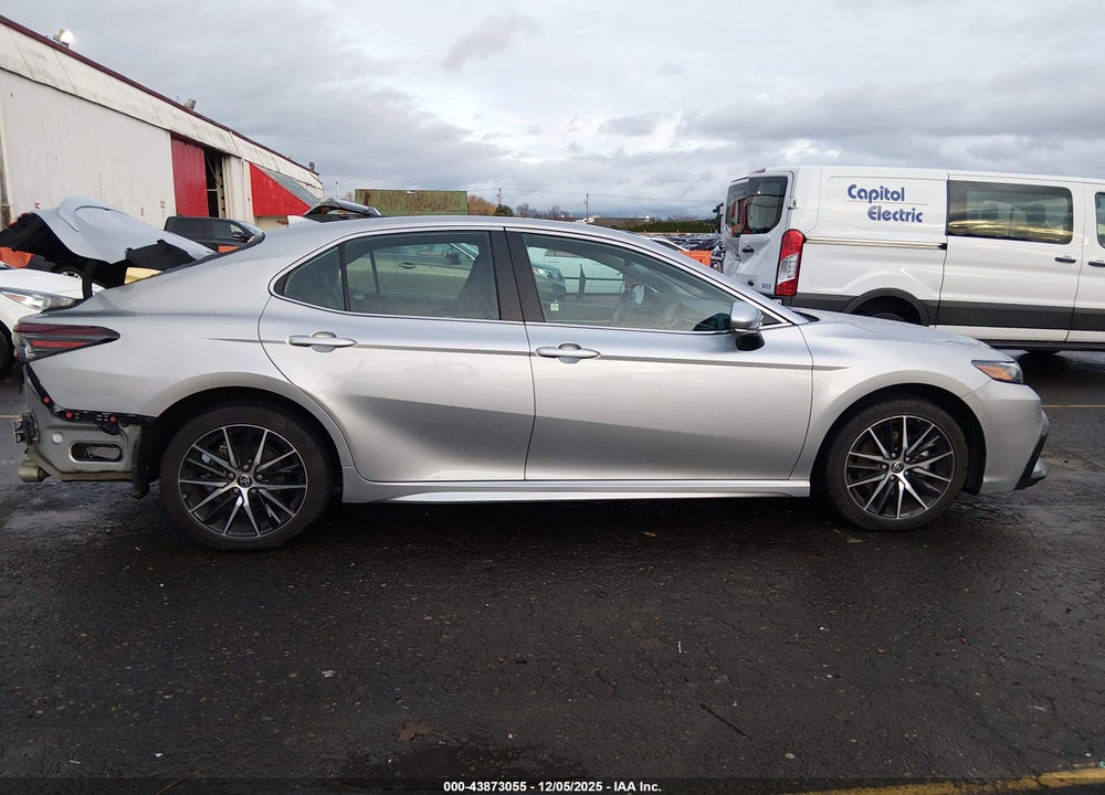 2022 TOYOTA CAMRY SE AWD VIN: 4T1G11BK5NU057824