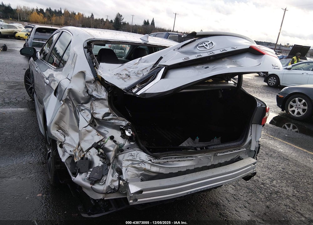 2022 TOYOTA CAMRY SE AWD VIN: 4T1G11BK5NU057824