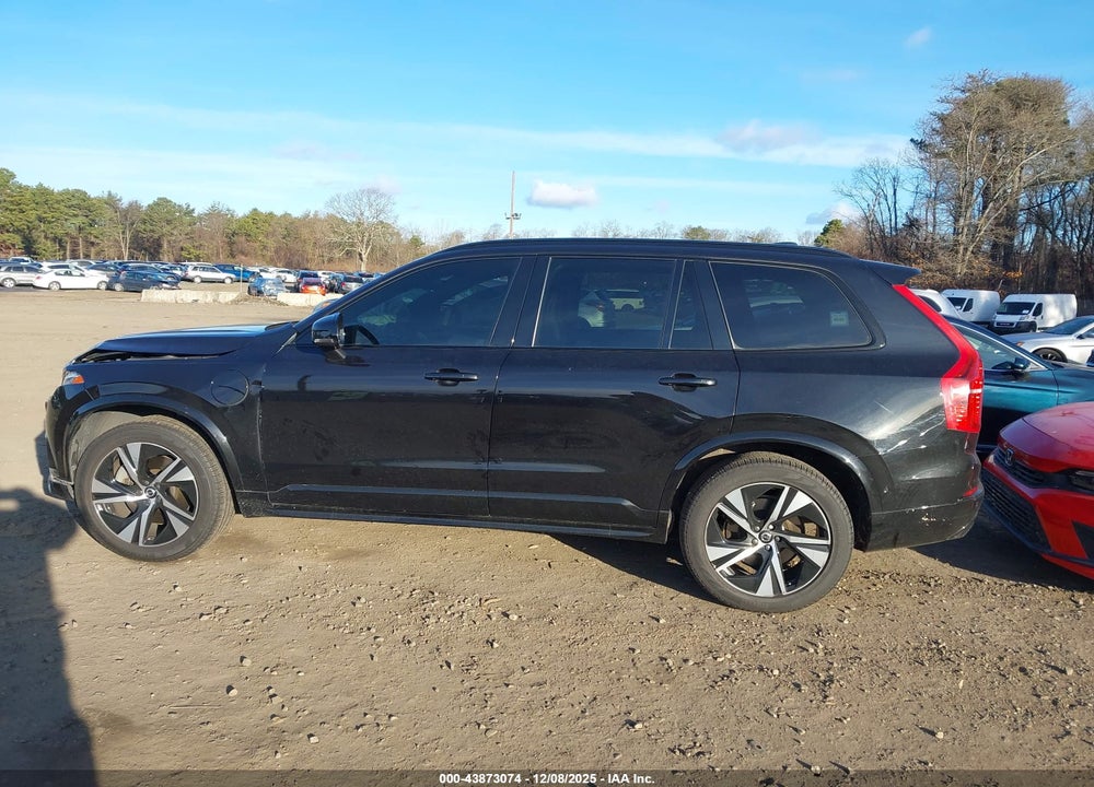 2022 VOLVO XC90 RECHARGE PLUG-IN HYBRID T8 R-DESIGN EXTENDED RANGE 7P VIN: YV4H60CM1N1843803