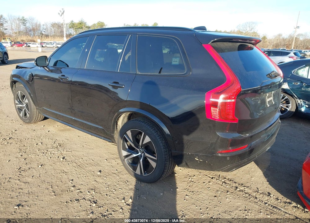 2022 VOLVO XC90 RECHARGE PLUG-IN HYBRID T8 R-DESIGN EXTENDED RANGE 7P VIN: YV4H60CM1N1843803