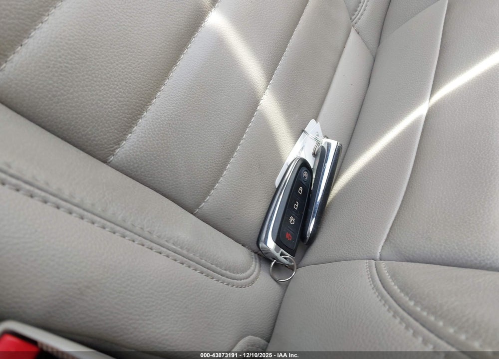 2015 FORD ESCAPE TITANIUM VIN: 1FMCU9JX1FUA22006