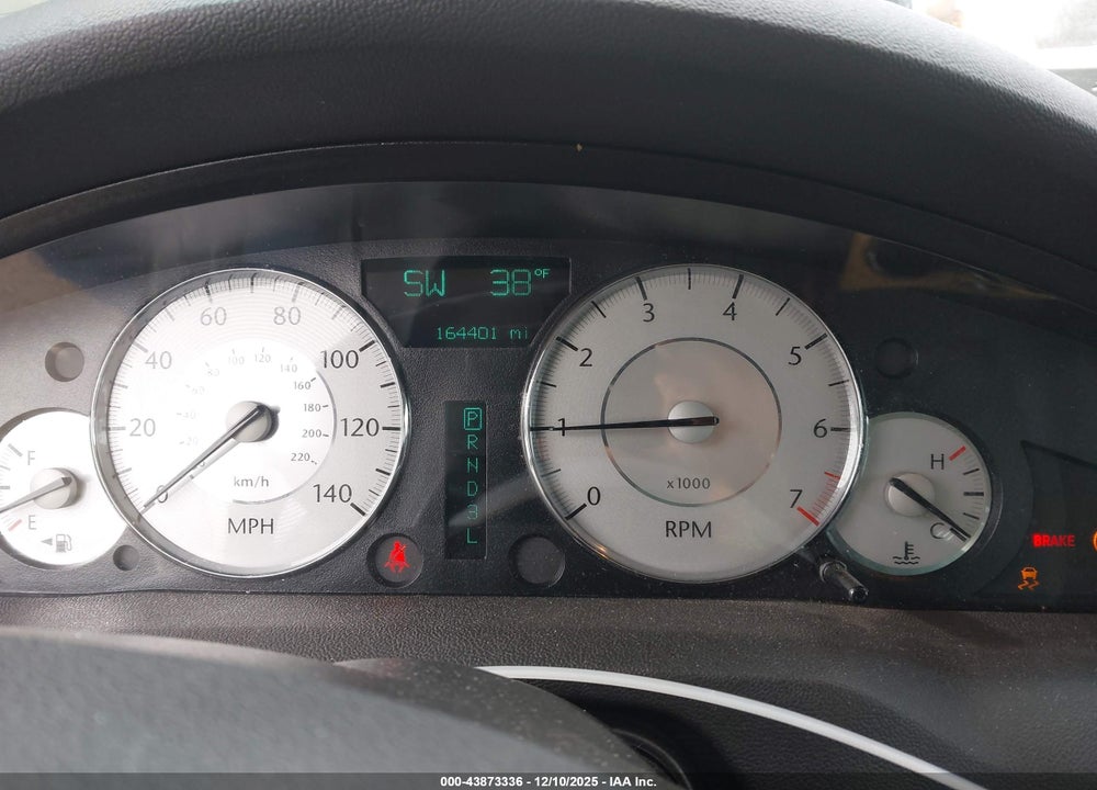2008 CHRYSLER 300 LIMITED VIN: 2C3KA33G18H241304