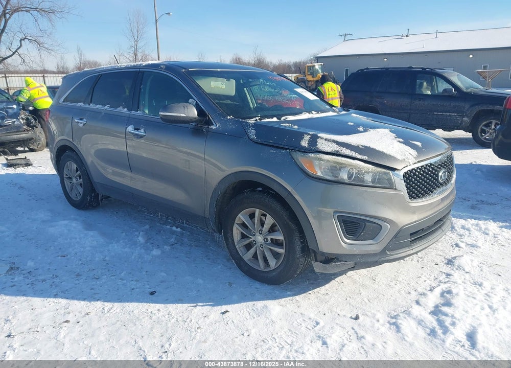 2016 KIA SORENTO 2.4L L VIN: 5XYPG4A37GG064549