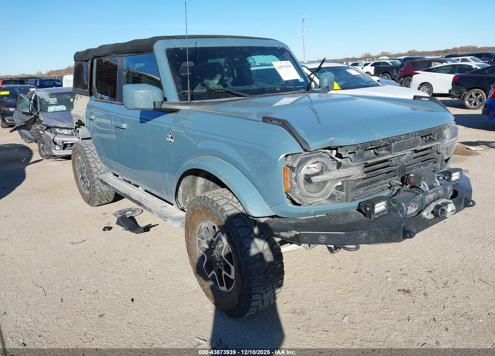 2022 FORD BRONCO OUTER BANKS VIN: 1FMDE5DH0NLB64382