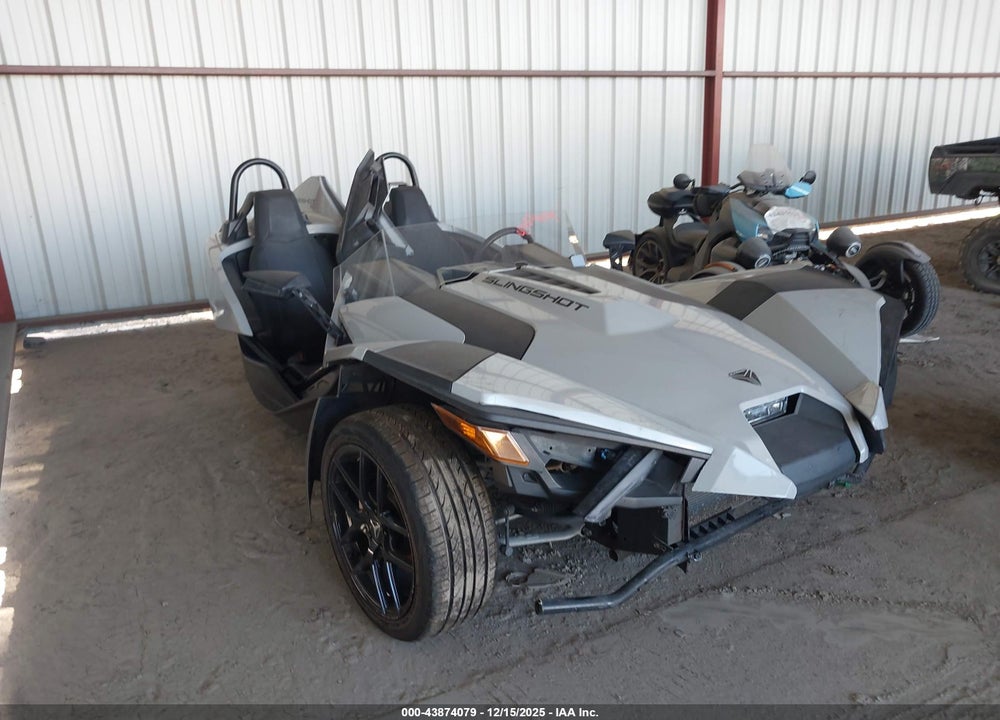 2022 POLARIS SLINGSHOT S WITH TECHNOLOGY PACKAGE VIN: 57XAATHD4N8148842