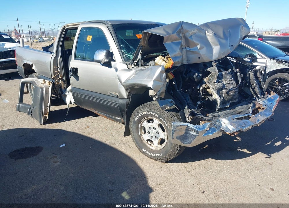 2002 CHEVROLET SILVERADO 1500 LS VIN: 2GCEK19T321127058